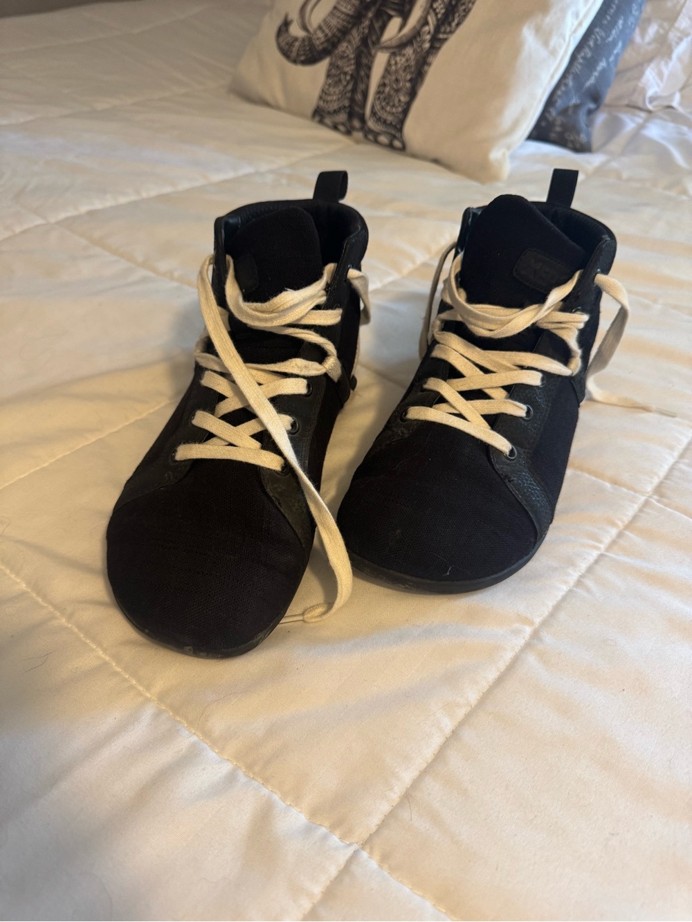 Mens/Womens Black High-Top Sneakers with White Laces XERO Toronto